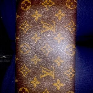 Louis Vuitton Vintage Monogram Sarah Wallet Authentic